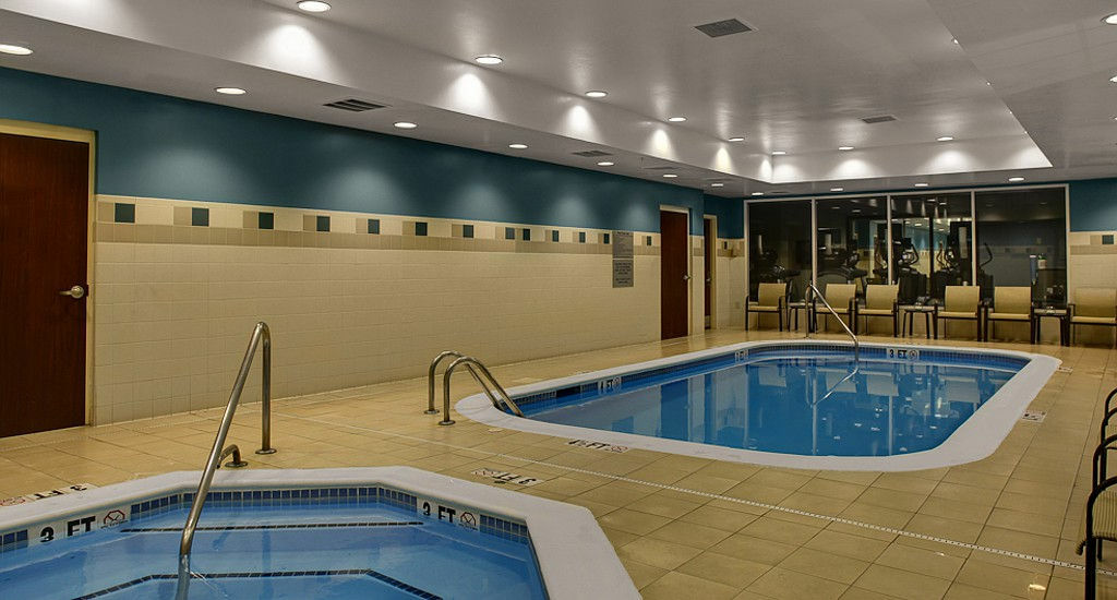 Hotel Courtyard Chapel Hill Exterior foto